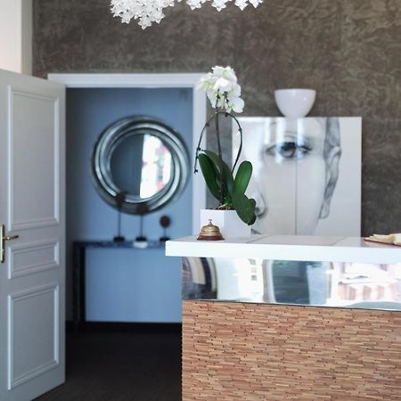 Le Saint Louis Hotel Амиен Екстериор снимка