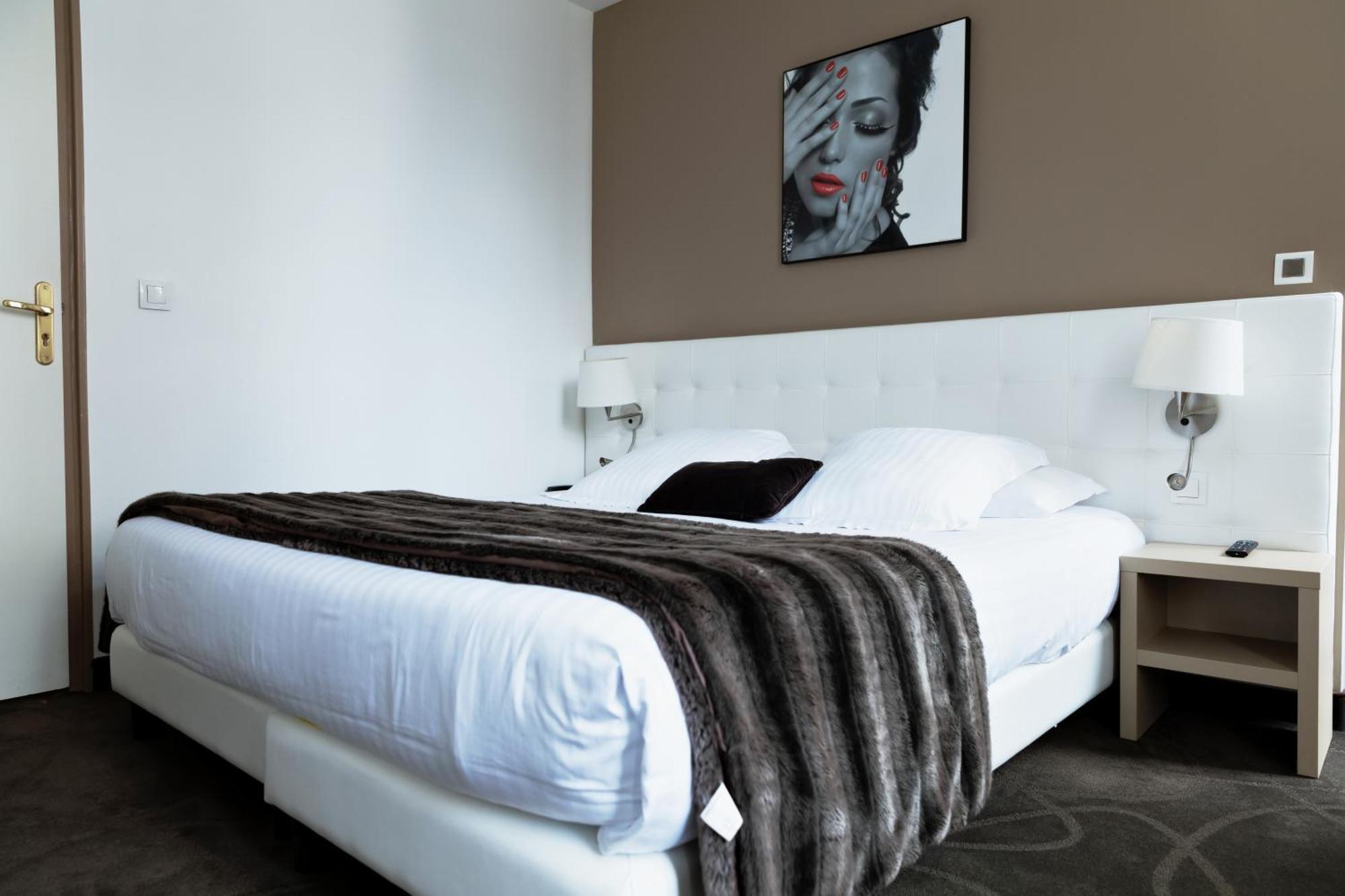 Le Saint Louis Hotel Амиен Екстериор снимка