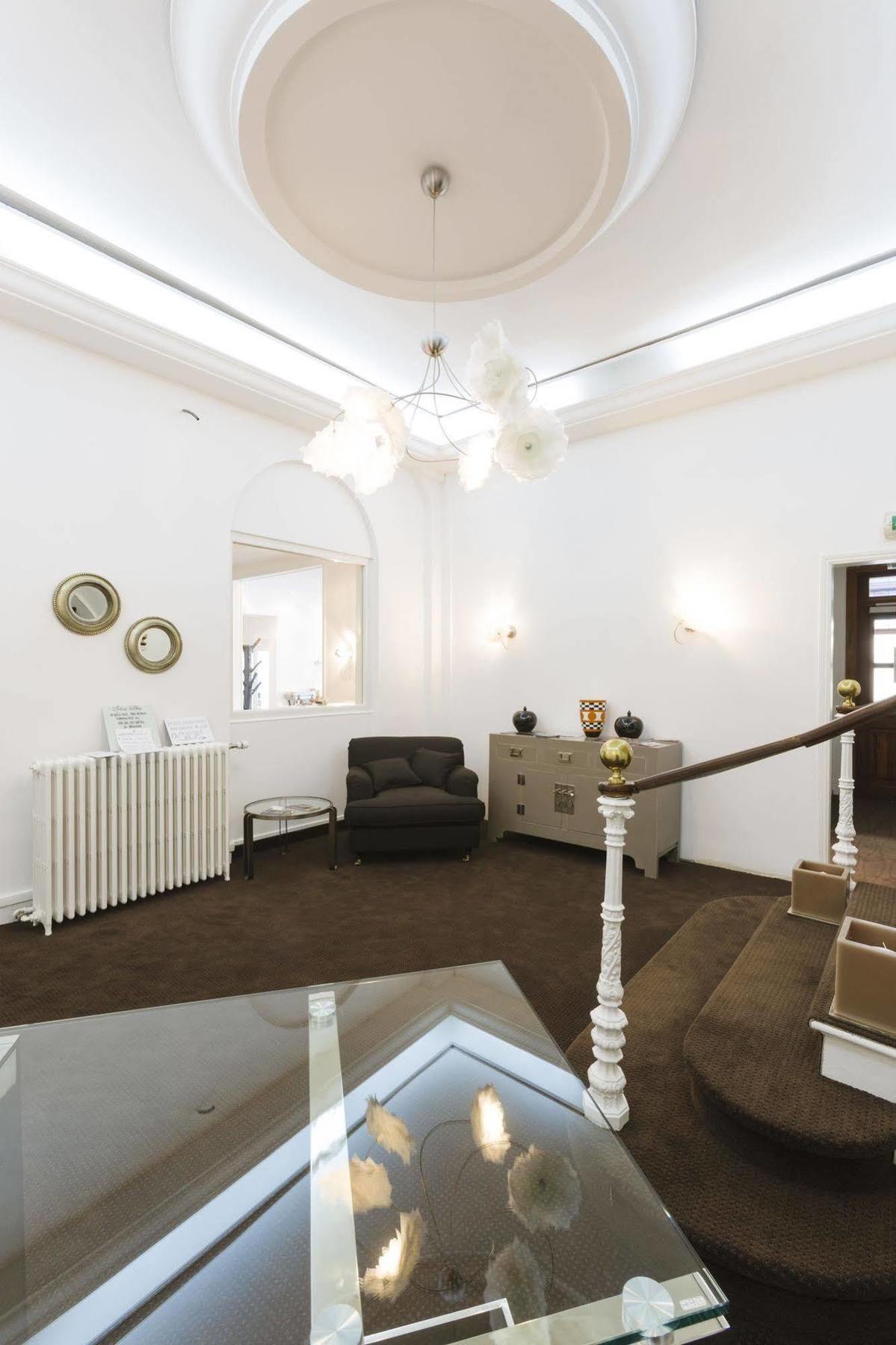 Le Saint Louis Hotel Амиен Екстериор снимка