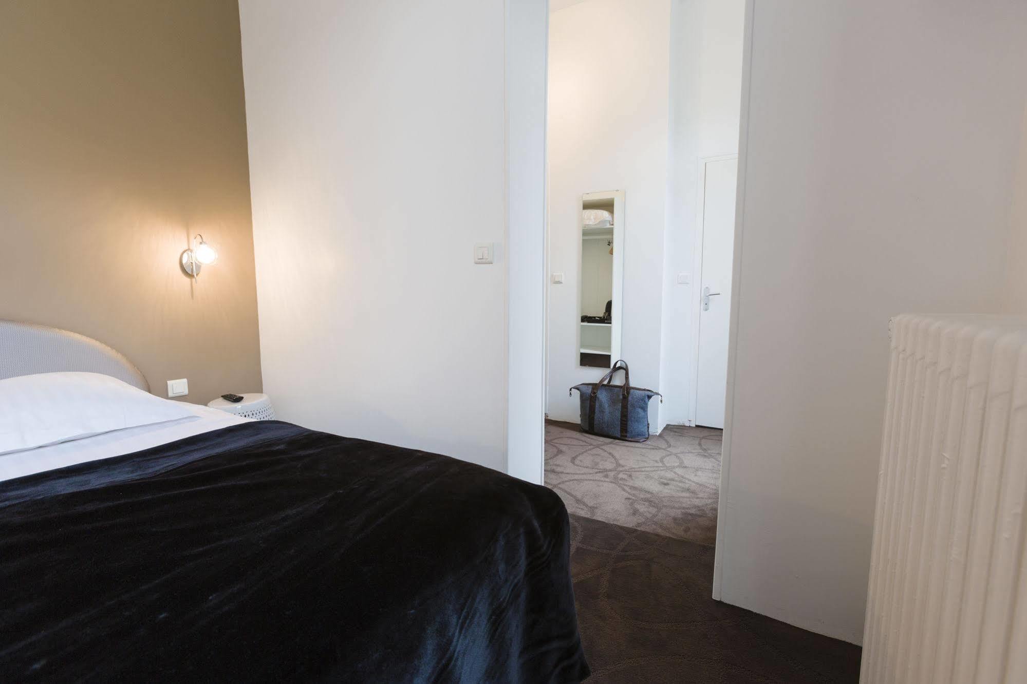 Le Saint Louis Hotel Амиен Екстериор снимка